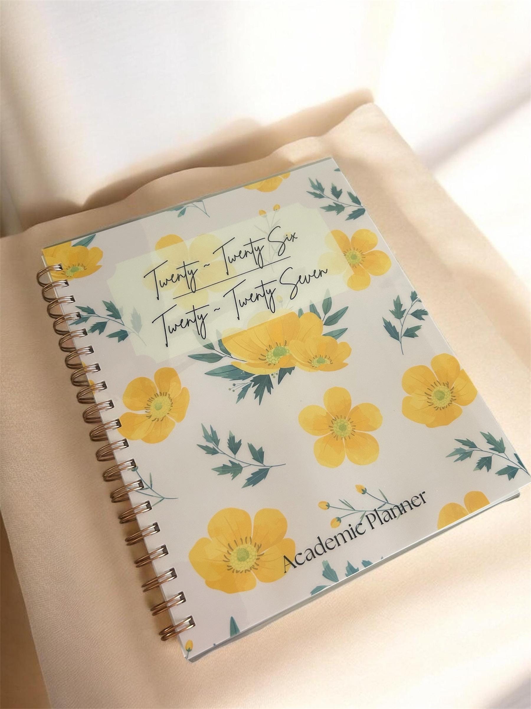 8x10 Student Academic Planner | Choose Your Start Month | Class Schedule & Monthly Dashboard