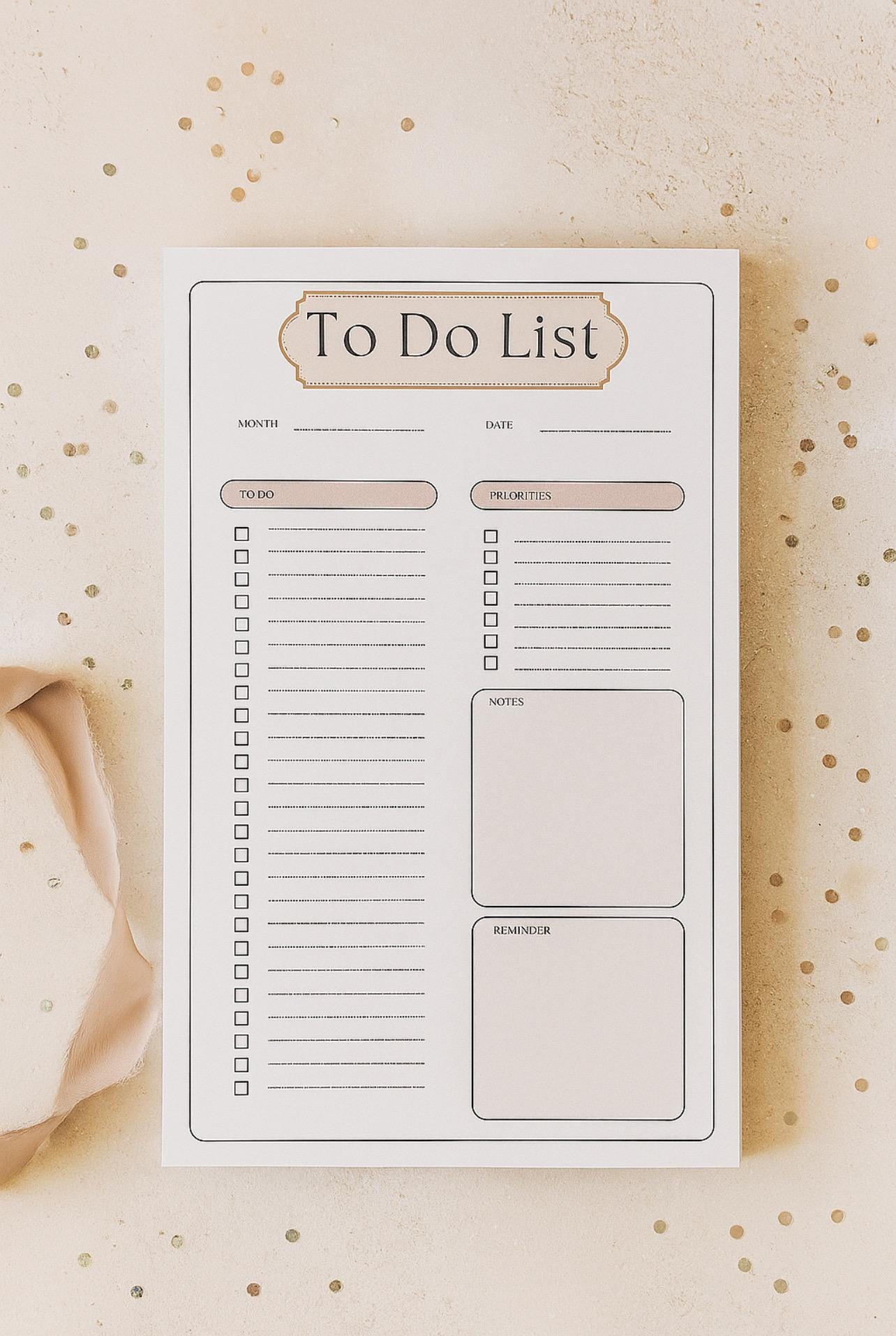 A5 To Do List Notepad: Daily Task Planner with Priorities